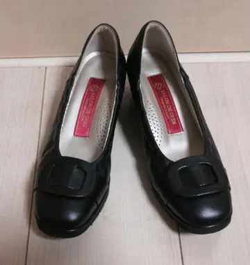 살롱드클레 블랙 펌프스 천연 가죽 22.5cm