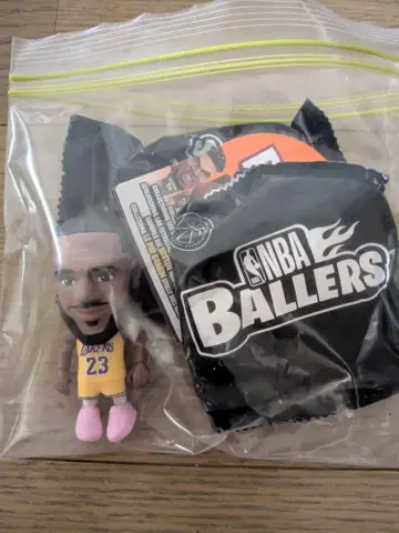 NBA BALLERS 르브론 제임스 피규어