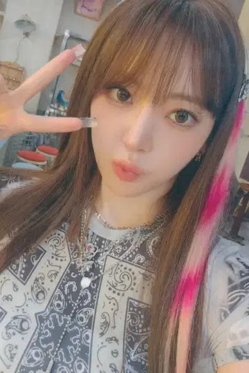 LE SSERAFIM HMV LD SAKURA DIFFERENT 일본판