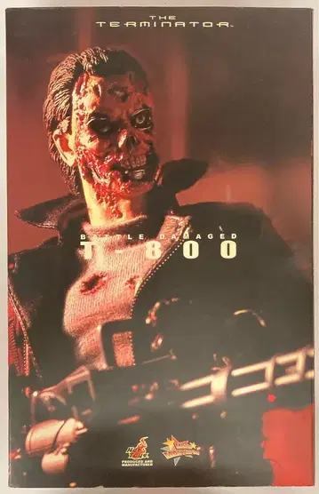 핫토이즈 무비 마스터피스 T-800 / 전투 손상 MMS002