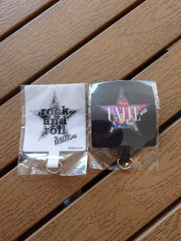 B'z unite 2 회장 한정 가챠 폰 탭 화이트 블랙 2종 세트