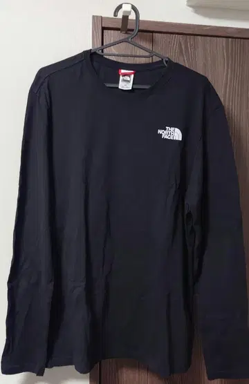 THE NORTH FACE 블랙 롱 슬리브 티셔츠 M