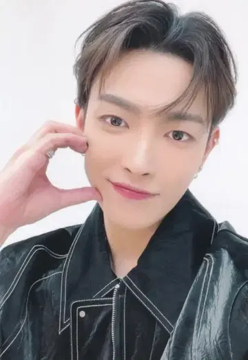 ATEEZ 구매 보너스 홍중 2024: 빛을 향해: 권력의 의지 사이타마
