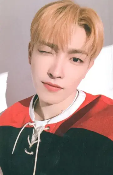 ATEEZ 홍중 FC 키트 5기