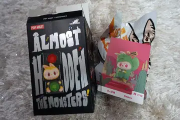 POP MART Almost Hidden Cactus 피규어