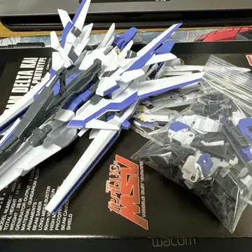 HGUC 건담 델타 카이 정크 제품