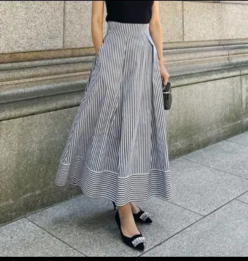 JENNE 스트라이프 턱 스커트 M 그레이