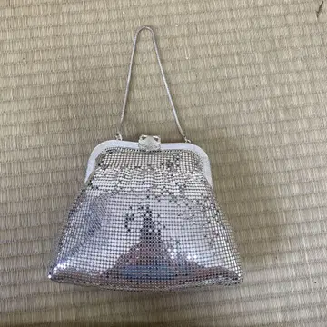 실버 메탈릭 메쉬 파티 백