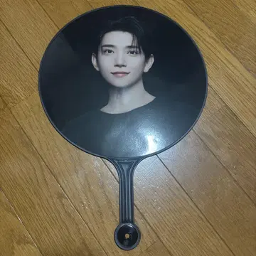 조슈아 follow again 부채