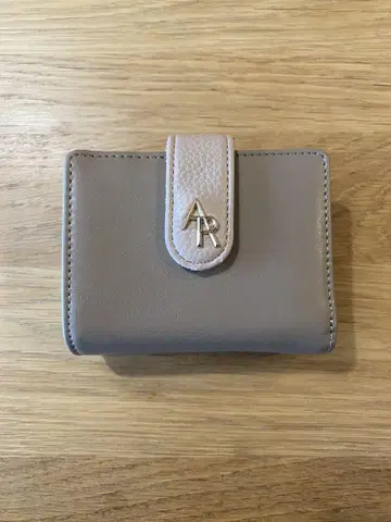 aprily 앱리 AR 플랩 미니 지갑