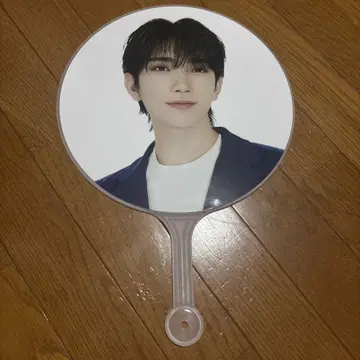 조슈아 팔로우 부채