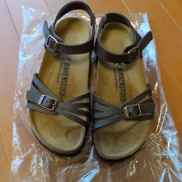 BIRKENSTOCK 다크 브라운 컴포트 샌들 35