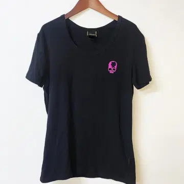 로엔 ROEN 스컬 크로스본 반팔 티셔츠