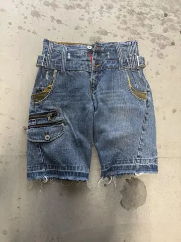 기믹 데님 쇼츠