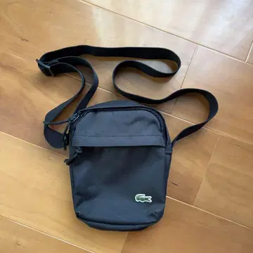 라코스테 블랙 숄더백