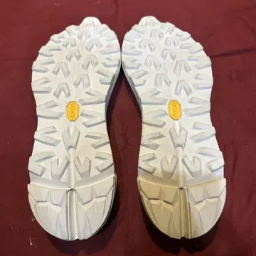 Vibram 밑창 트레일 러닝 밑창 40 사이즈 186C