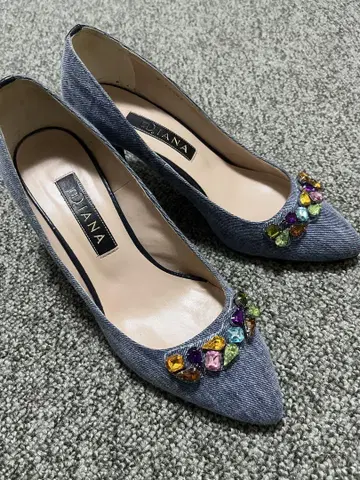 DIANA 데님 블루 비쥬 펌프스 23.5cm
