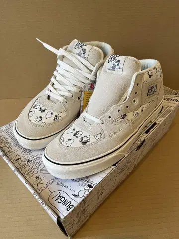 Vans Half Cab (Peanuts) 28cm 스누피