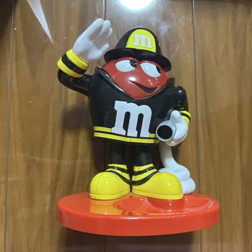 M&M's 레드 캐릭터 피규어 디스펜서 소방관