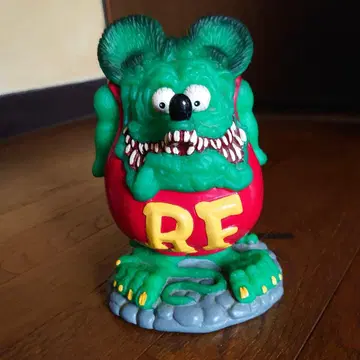 RAT FINK 랫 핀크 피규어 저금통 코인 뱅크 18cm