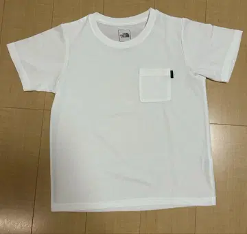 The North Face 화이트 반팔 티셔츠