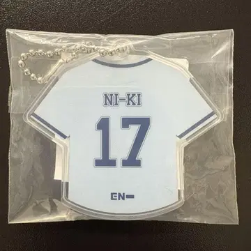 니키