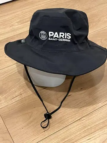 PARIS SAINT-GERMAIN 아웃도어 햇 블랙
