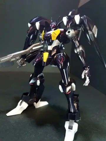 HG 1/144 건담 파라크트 도색 완료