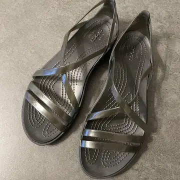 Crocs 블랙 플랫 샌들 아이코닉 컴포트 사이즈 w7