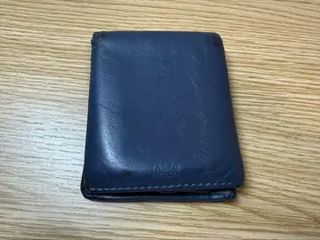 TAKEO KIKUCHI 접이식 지갑 네이비