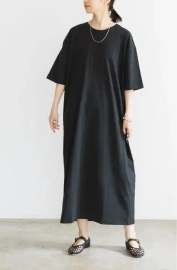 어반 리서치 루즈 티셔츠 원피스
