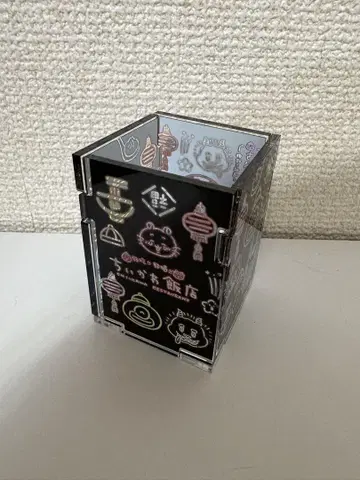 치이카와 (먼작귀) 아크릴 조립식 펜꽂이 (네온)