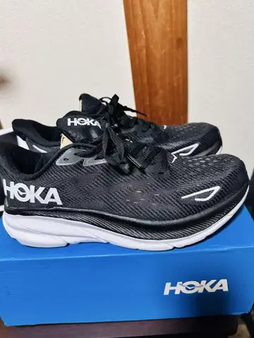 HOKA CLIFTON 9 블랙 27cm
