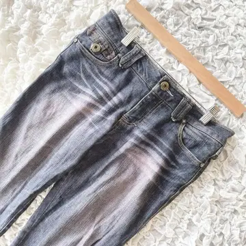 The Vintage Handaed 데님 청바지 네이비 큐빅