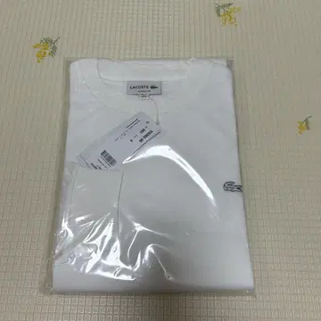 LACOSTE 화이트 티셔츠 TH5583-99 사이즈 4