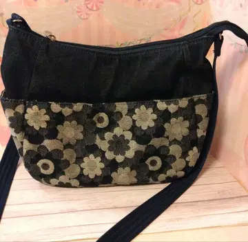 가격 인하 creare 키키 꽃무늬 숄더백