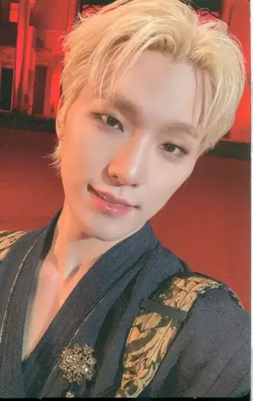 SEVENTEEN FML DINO 트레이딩 카드 연보라