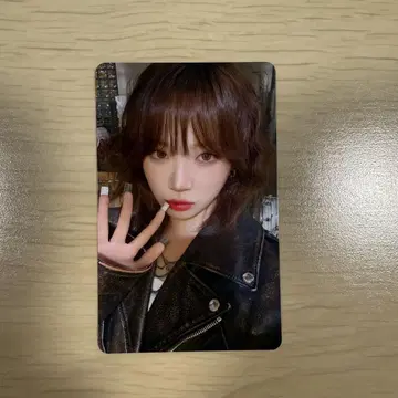 Le Sserafim 체원 라키드로 DIFFERENT HMV