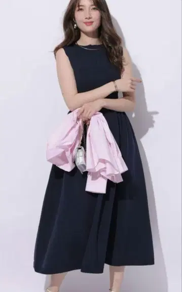 매장 한정 앱와이어 리셰 홀 의류 뷔스티에 절개 원피스