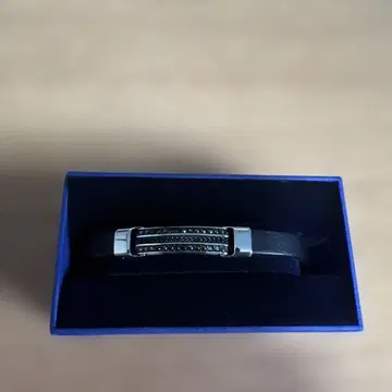 Swarovski 블랙 팔찌