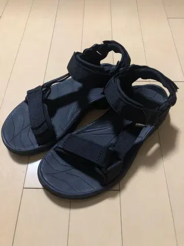 Teva Terra Fi Lite US7 25cm 단종