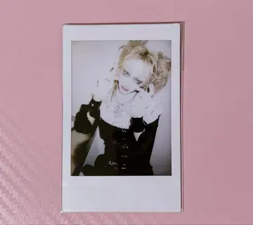 흠집 쿄노스케 폴라로이드