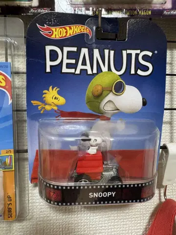 핫휠 Hot Wheels Snoopy PEANUTS 미니카