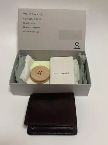 WILD SWANS 라코닉 와일드 스완스 LACONIC