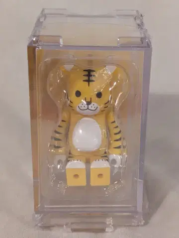 MEDICOMTOY 베어브릭 타이거 100% 100%