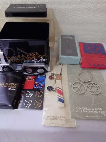 CHAGE and ASKA 굿즈 세트