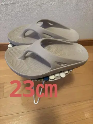 Oofos 베이 플립플랍