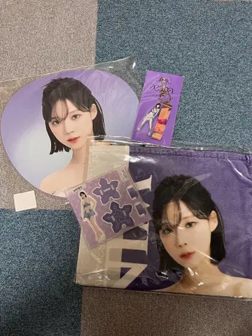 WINTER 부채 아크릴 스탠드 타월 키링 돔