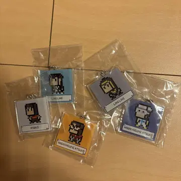 BiSH 픽셀 아트 키링 묶음 판매