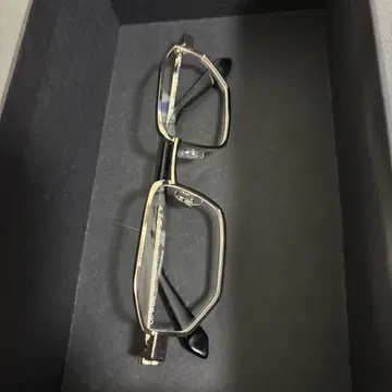 OFF-WHITE 골드 Style 89 안경